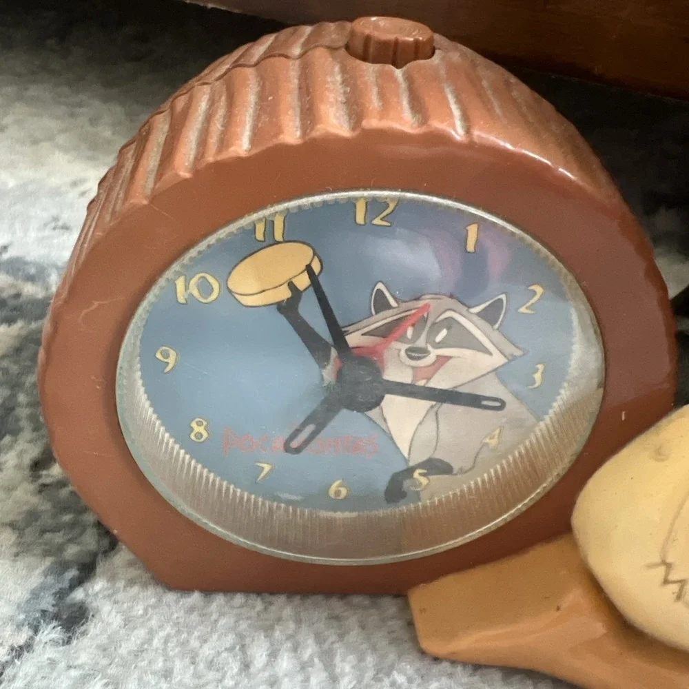 1995 Disney's Pocahontas deluxe Musical Pocahontas Alarm Clock Works